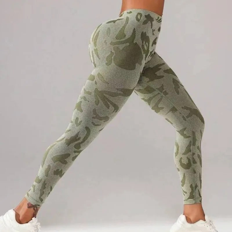 SculptFit Seamless V-Waist Camo Leggings – Elevated Contour Activewear for Women