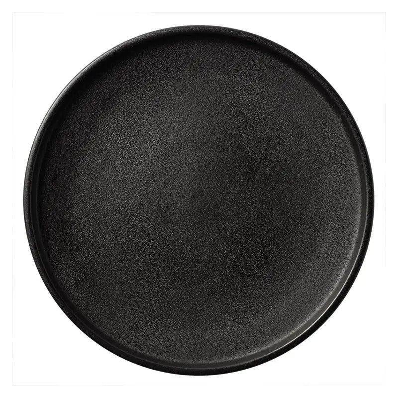 Black Frosted Steak and Pasta Plate – Western Style Luxury Dining Dish with White Quicksand Texture for Hotel and Restaurant Display
