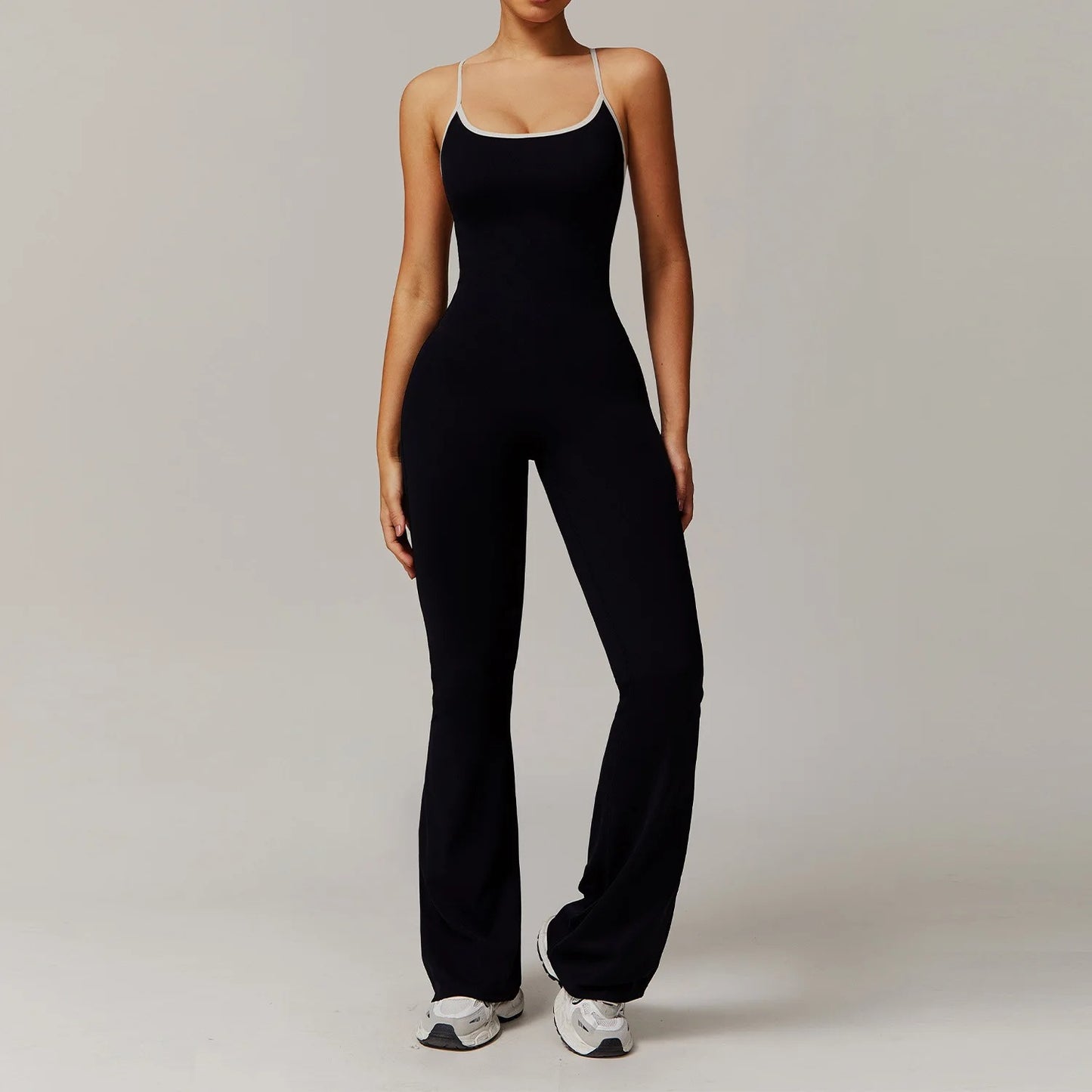 V-Back One-Piece Workout Jumpsuit for Women – Sleeveless Backless Sportswear with Contour Fit Design